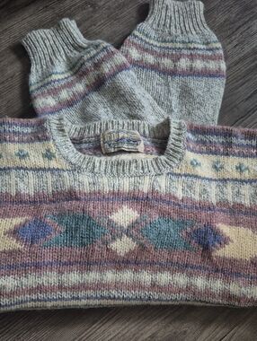 Britches Wool Cropped Patterned Women's Sweater - Cream with Muted Pastels